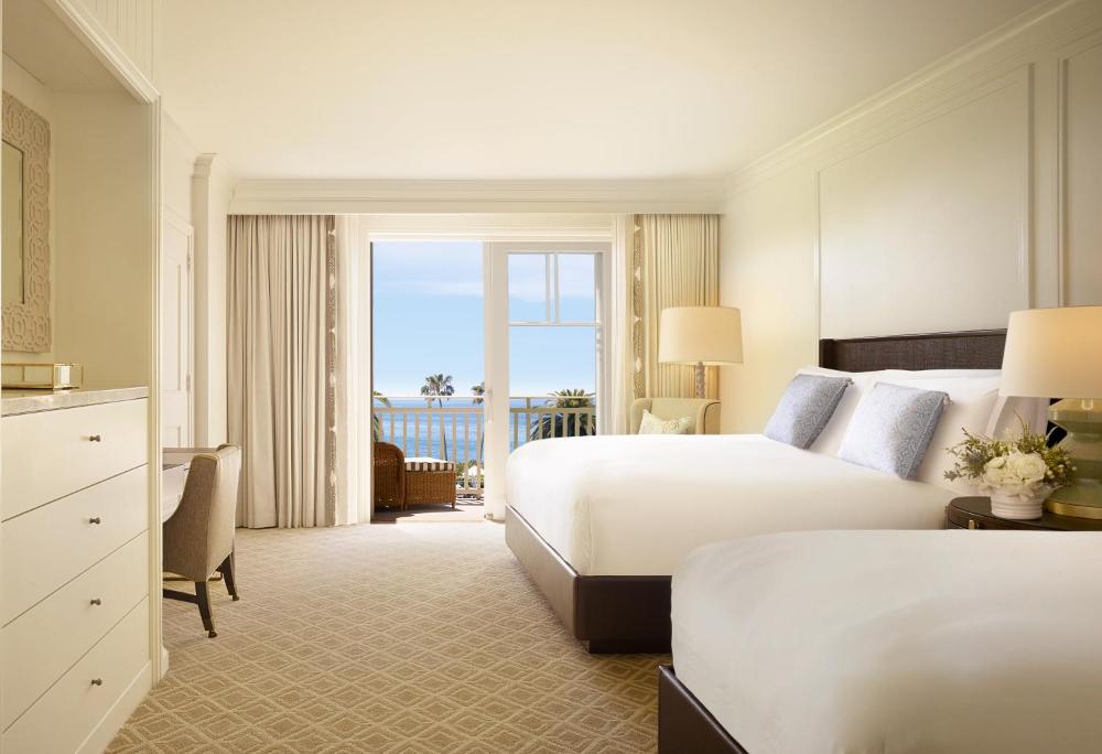 Ocean View Queen Queen interior